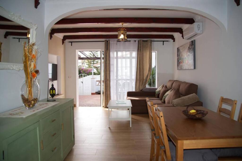 House W Shared Pool, Perfect For Small Families Fuengirola Exterior foto